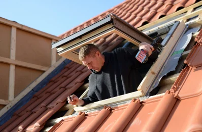 Pose de fenêtres de toit Velux à Dénat
